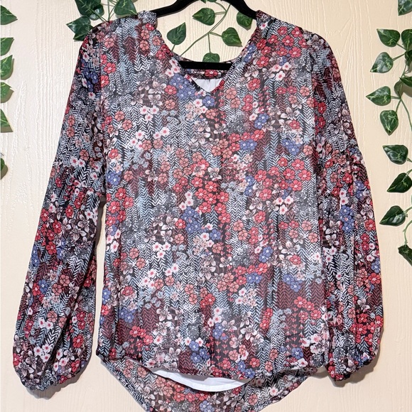 None Tops - Elegant Floral Long Sleeve Blouse